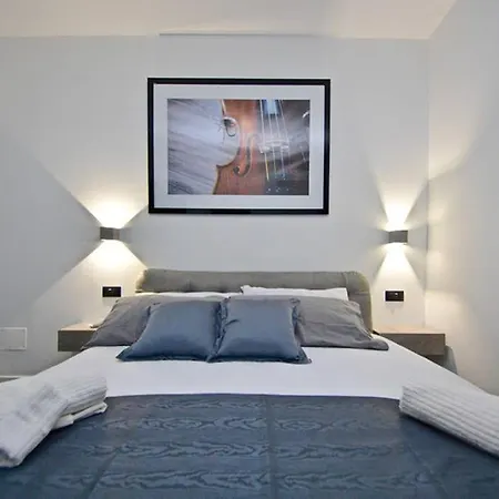 Quarantotto * 那不勒斯